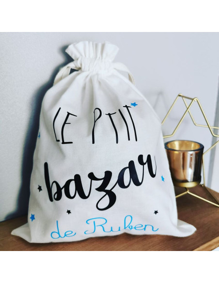 Baluchon personnalisé enfant avec prénom – Sac à cordon « Le P’tit Bazar »