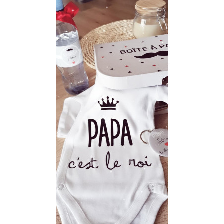 Boîte à papa moustache