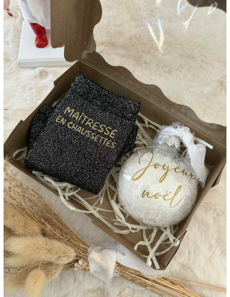 🎁 Box de Noël pailletée – Chaussettes & boule de neige assorties ✨