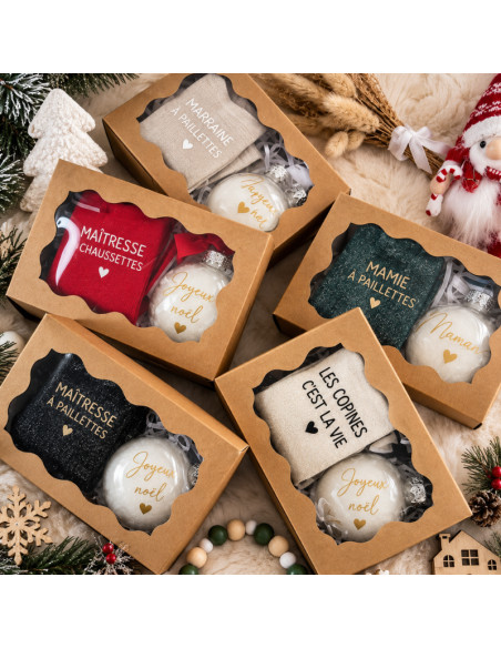 🎁 Box de Noël pailletée – Chaussettes & boule de neige assorties ✨